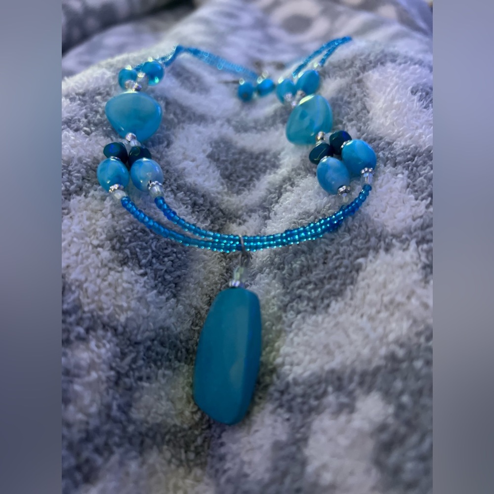 Fashion necklace with earings set